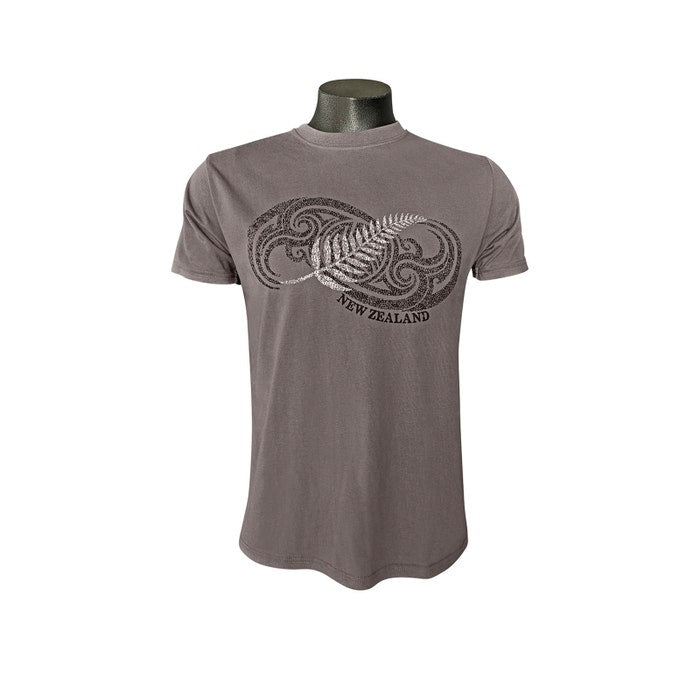 Adults T-Shirt Kowhaiwhai Fern Peat Grey